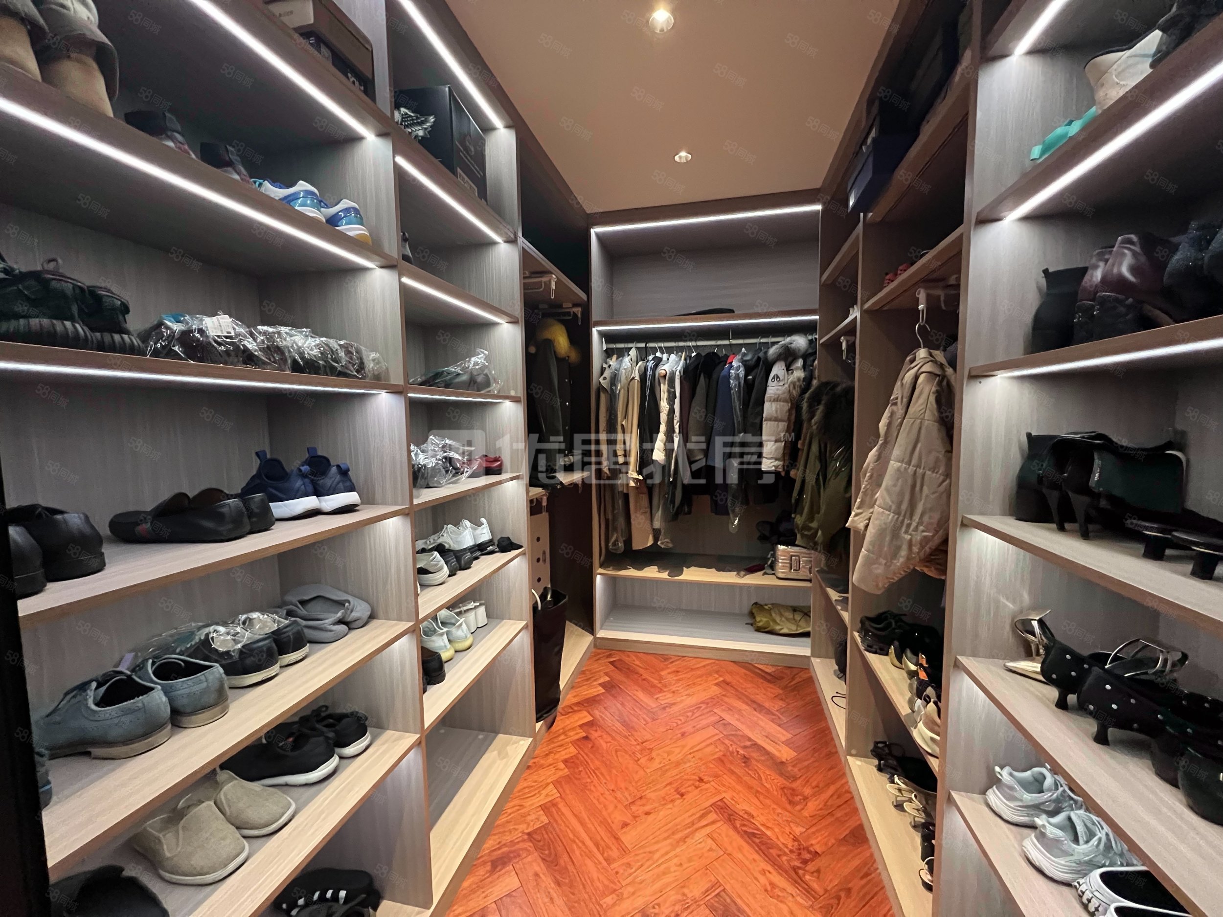 紫禁壹號(hào)院北院3室2廳3衛(wèi)257㎡南北1980萬