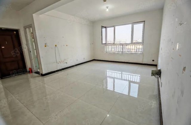 东昌湖边~沙滩浴场附近~观澜一品~电梯三室~免大税~看房方便