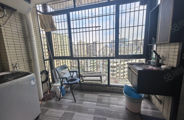 上坡塘村3室2厅70㎡26.8万二手房图片