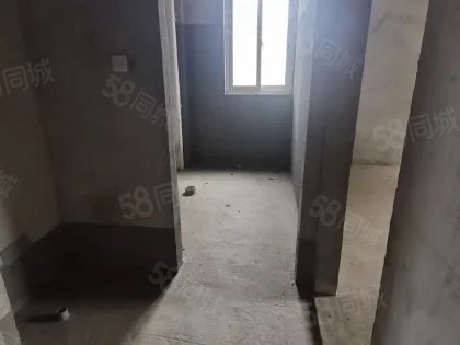 颐高唐宁府3室2厅1卫104.91㎡东南62万