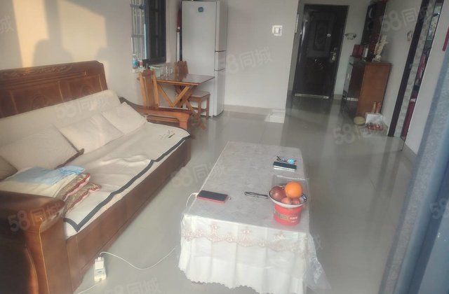 龙晨小区1室2厅63㎡49.5万二手房图片