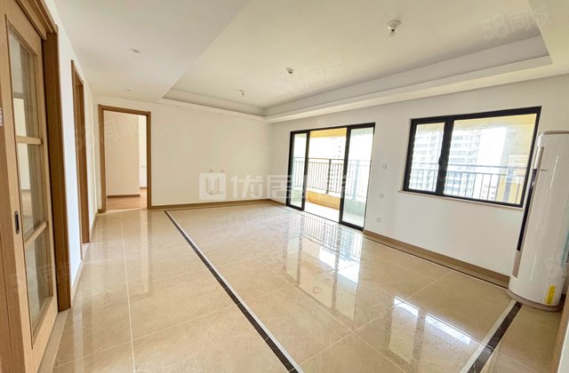 银河龙湖江与城4室2厅118㎡110万二手房图片