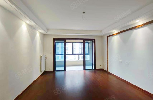 玉栊苑雅园4室2厅168㎡278万二手房图片