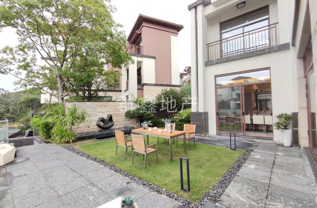 麓湖名轩(新上笋盘)业主诚心放卖 有意可以约看