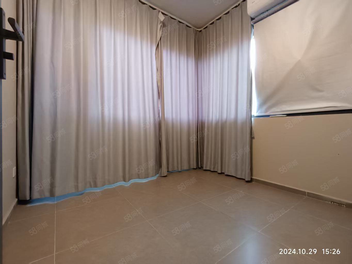 保利时光印象4室2厅2卫119㎡南北75.8万