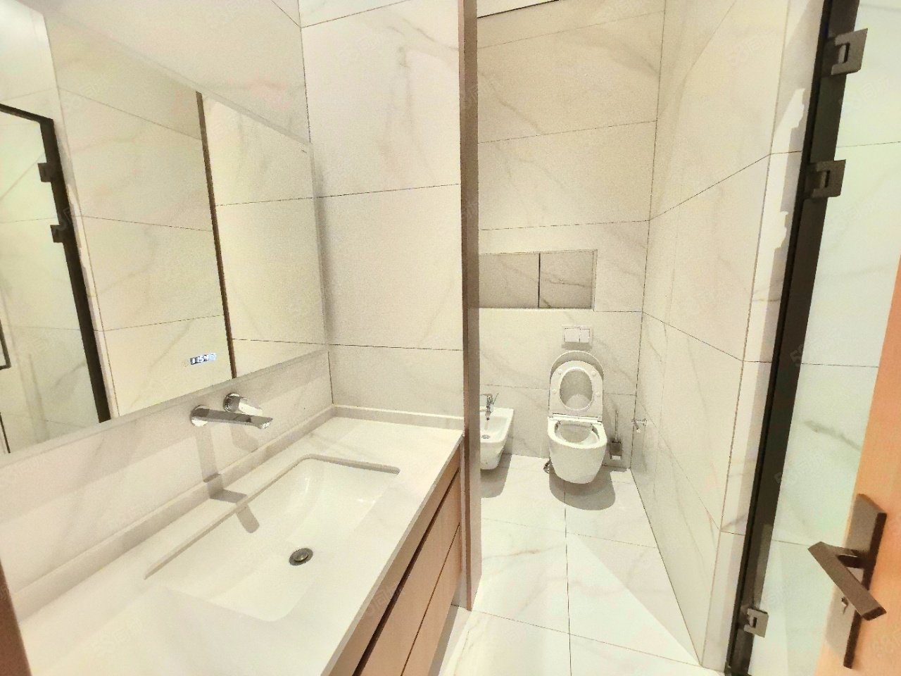 盤(pán)古大觀5室2廳5衛(wèi)666㎡東西4600萬(wàn)