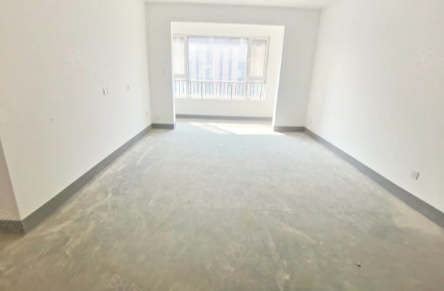 实验，区政府南邻，清风和庐 三叶草带车位储，免大税