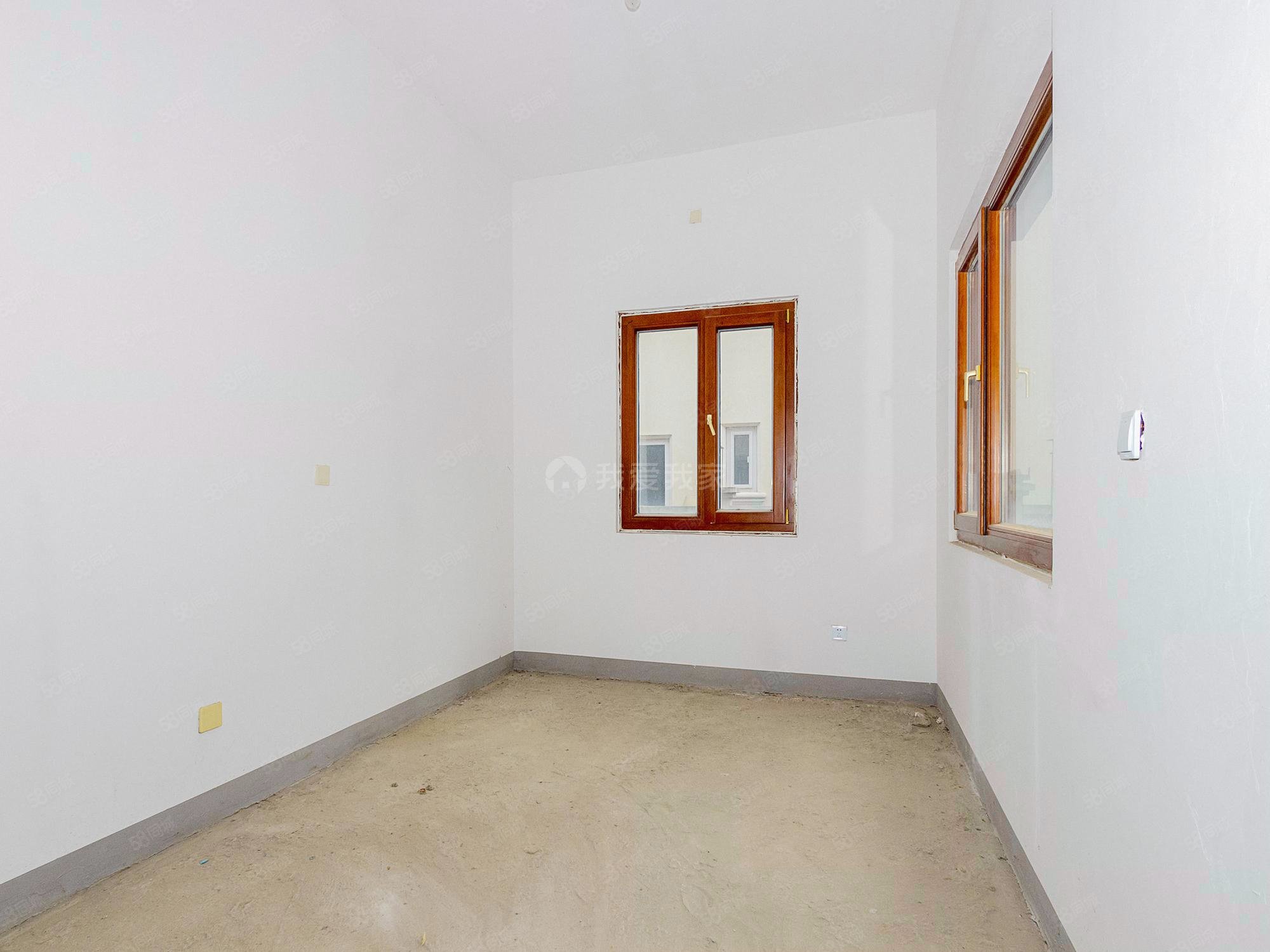 御湯山熙園8室3廳4衛(wèi)455.27㎡南北1280萬(wàn)