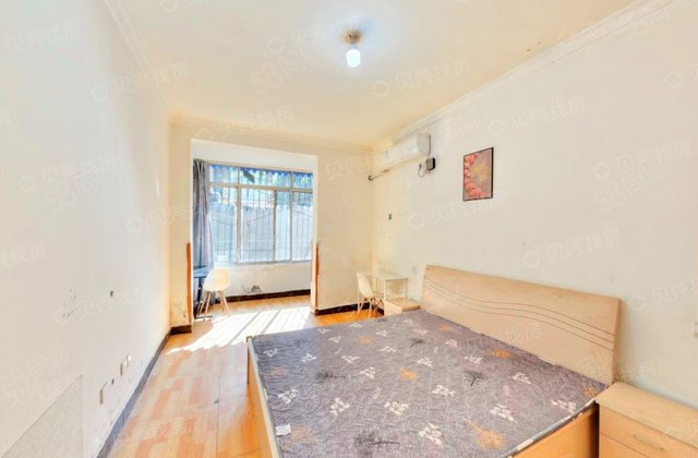 东较场街125号院3室1厅75.61㎡122万二手房图片