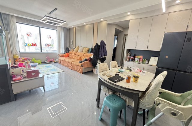 抢抢抢，证上117平绿城百合精装修东边户全明户型南北通透好层