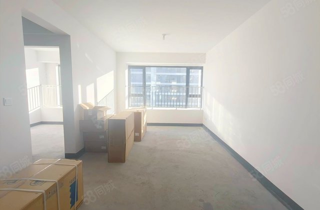 中国铁建西派江玥三期3室2厅100㎡100万二手房图片