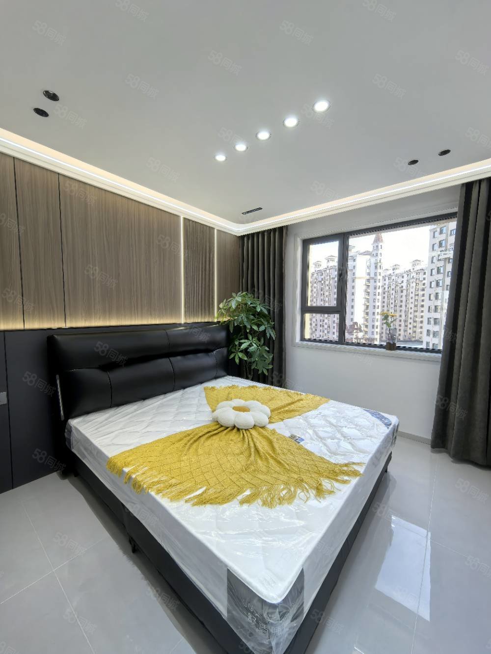 星河万源蓝湾3室2厅2卫133.36㎡南北73.8万