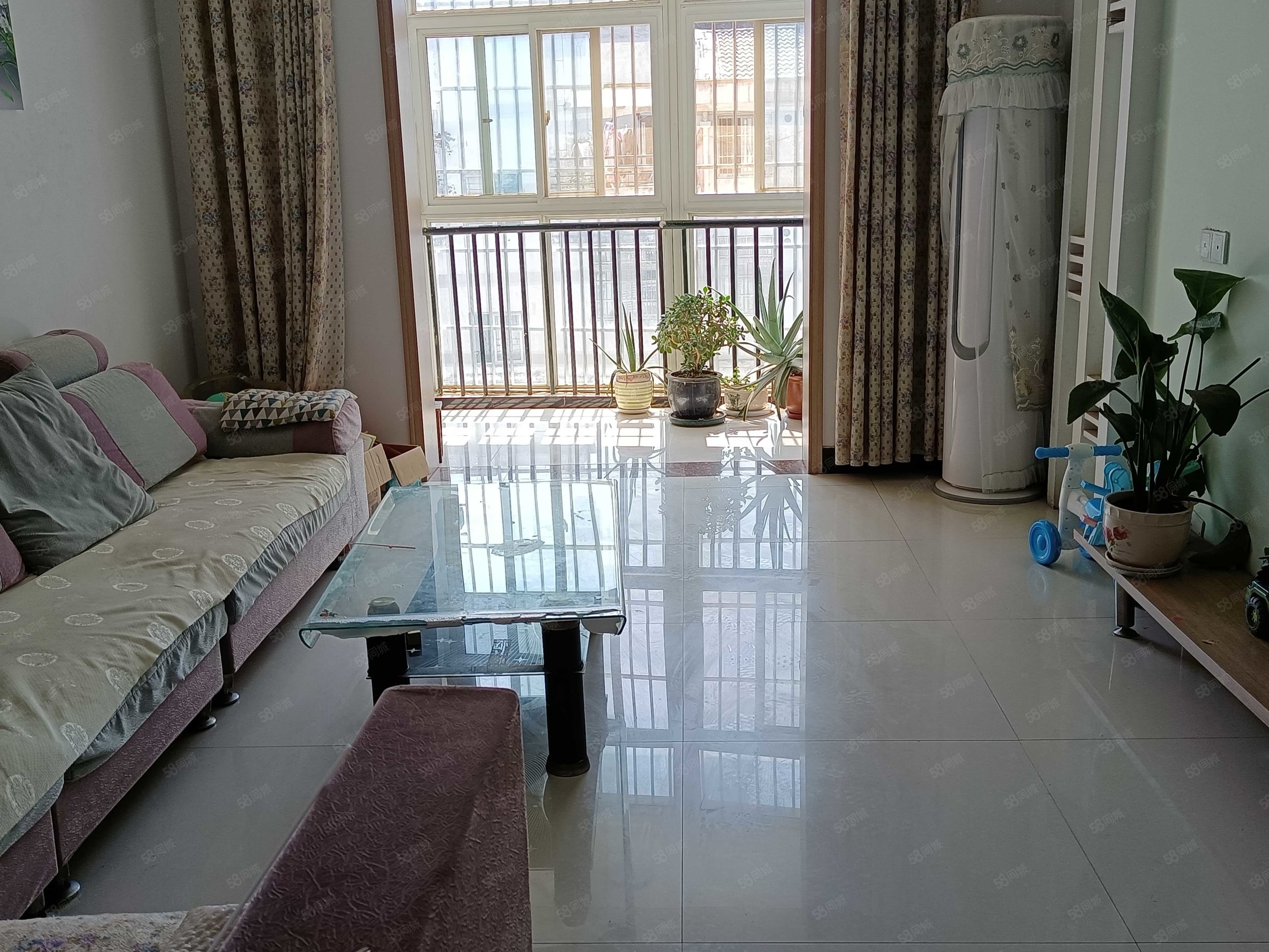 天赐良苑5室2厅2卫117㎡南46万