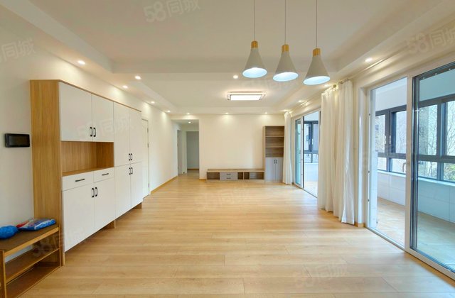 保利狮子湖檀香郡3室2厅126.18㎡136万二手房图片