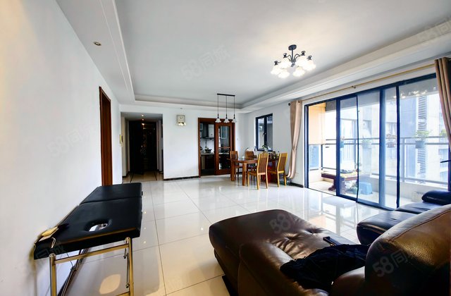 万科缤纷四季(南区)3室2厅105.8㎡139万二手房图片