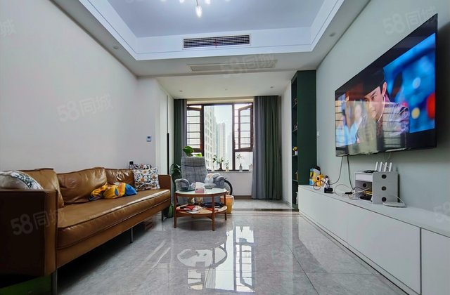 保利观澜(二期)4室2厅114㎡135万二手房图片