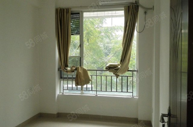 庄士映蝶蓝湾5室2厅176.53㎡288万二手房图片