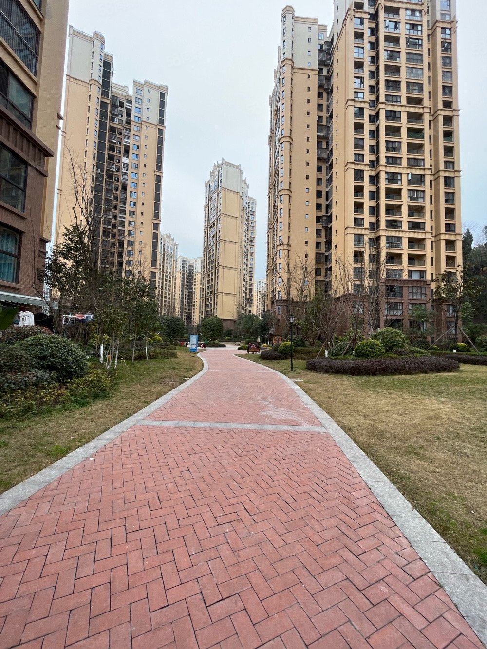 【10图】回风英伦庄园清水湖景房大阳台采光好可按揭,津湖壹号-巴中58