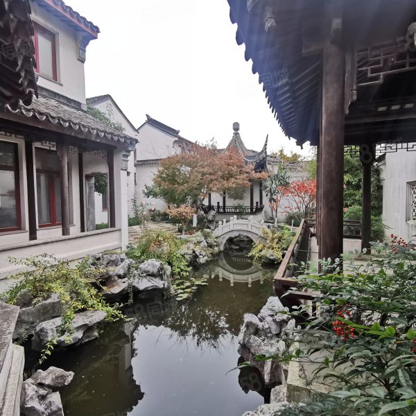 满五唯一核心卖点平湖瑞园"项目定位为苏州高水平的古典园林别墅项目