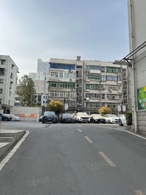 老财政局家属院2室1厅1卫70.9㎡北38万