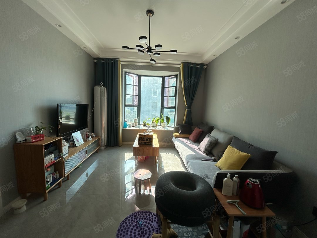 祥安东城国际花园2室2厅1卫70.09㎡南北39.8万