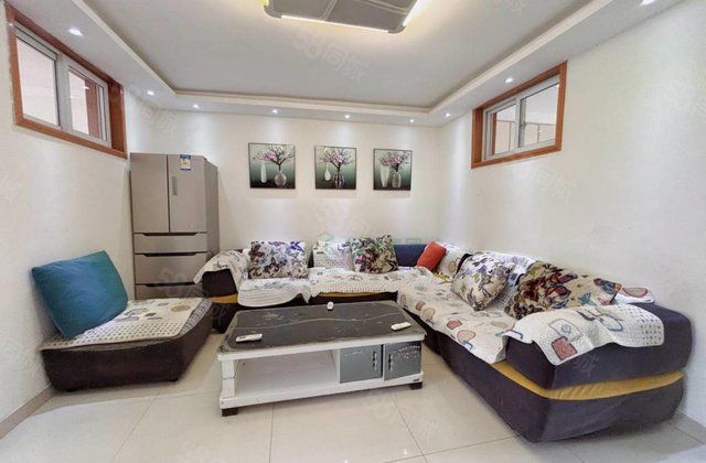 水岸新城 中间楼层 精装 三房 精装修费用低