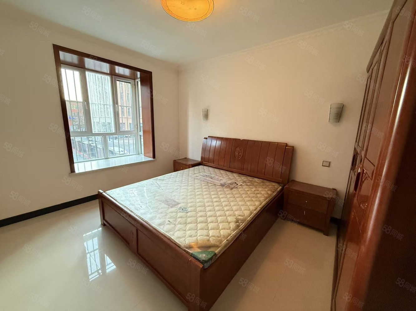 东苑明珠园3室2厅1卫125㎡南北63万