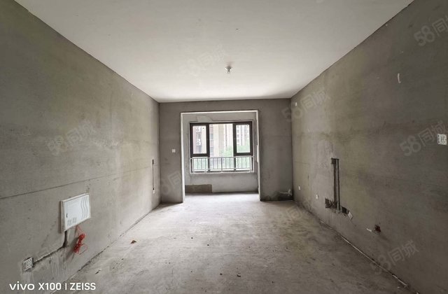 东胜紫御兰庭3室2厅120㎡70万二手房图片