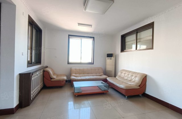 老东昌！东边户三中铁塔  街 停车便超方便116平