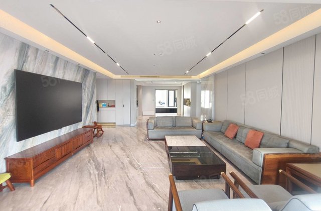 二中附近，大平层，观景房，豪华装修200多万，带双车位免大眠