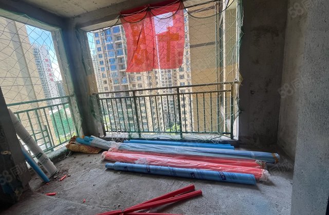 琼宇天伦百汇4室2厅143㎡75.8万二手房图片