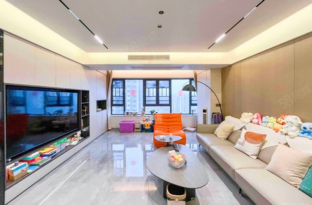 璞悦府4室2厅148.14㎡168万二手房图片