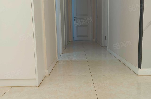 招商依云上城(三期)4室2厅129.06㎡170万二手房图片