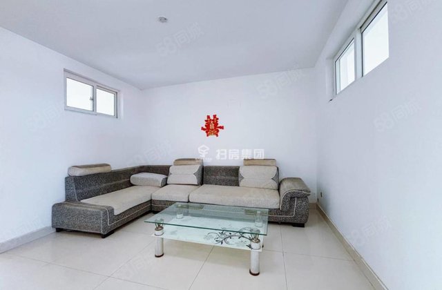 房东急售 水岸新城 免大税。正三室 40多万 单价4000多