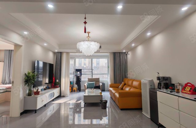 文碧园3室2厅138.43㎡110万二手房图片