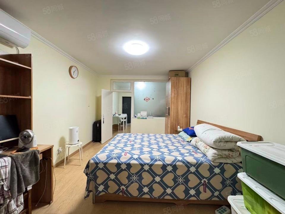 北沙小區(qū)1室1廳1衛(wèi)49.08㎡南248萬