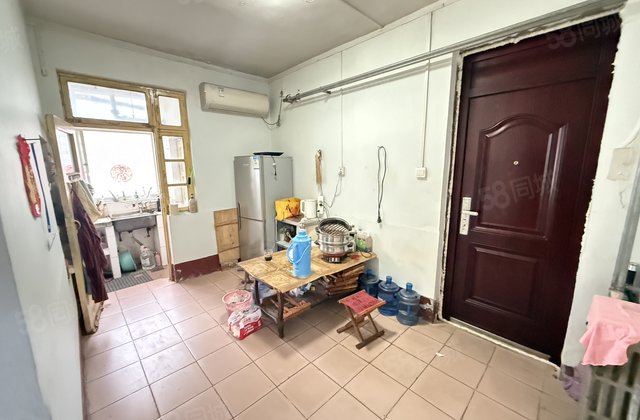 文轩中学 一楼带院子 正规三室 老一中 外国语 免大税随时看