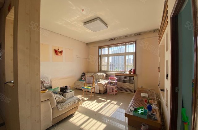 设计院公寓  3室2厅2卫多层住宅,带装修。