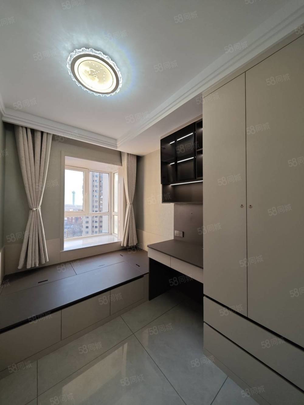 青湖铭城2室2厅1卫79㎡南北30万