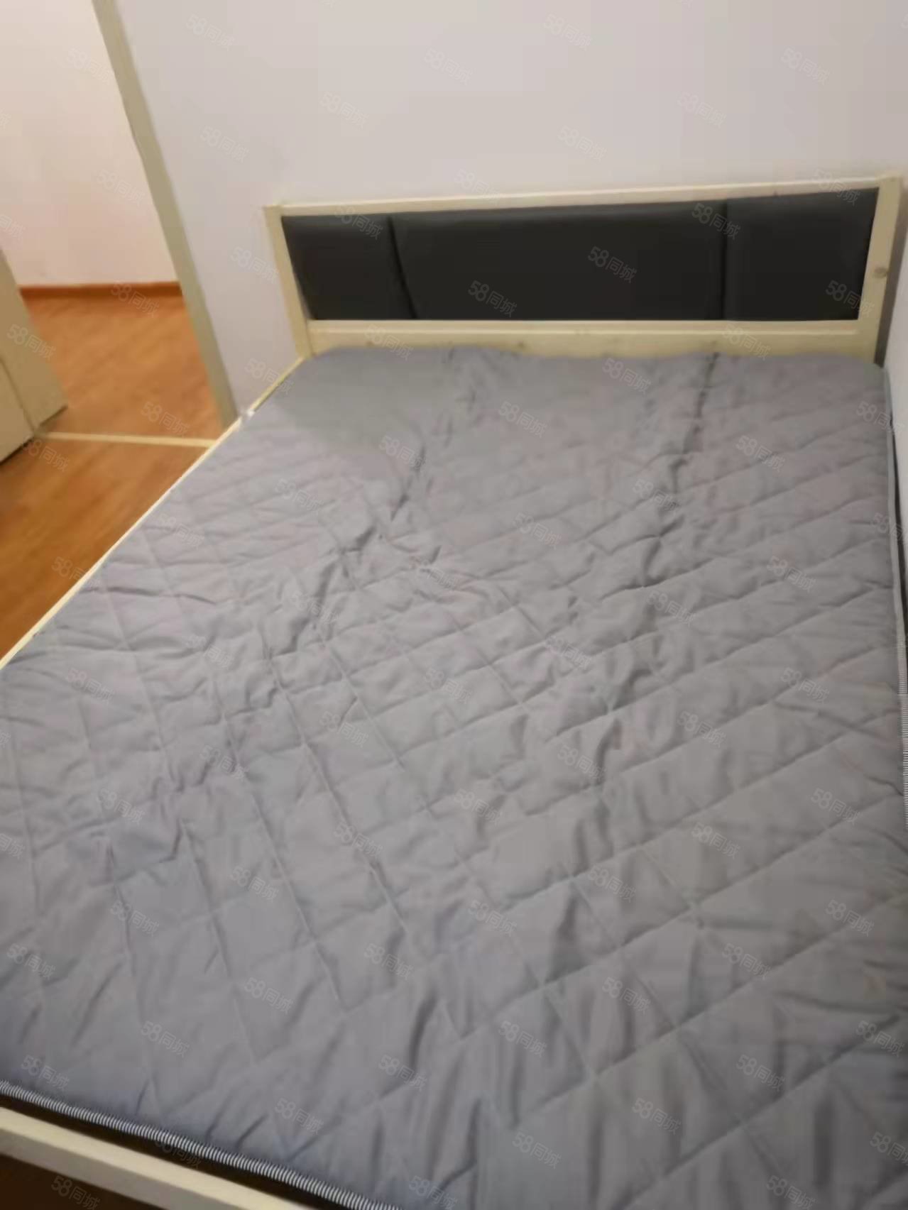 加侨侨城壹号(C区)3室2厅2卫108.51㎡南65万