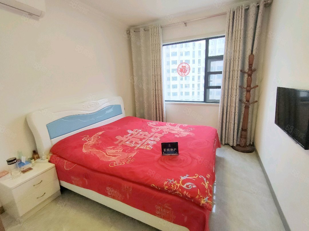 中瑞领航城3室2厅2卫135㎡南北82.8万