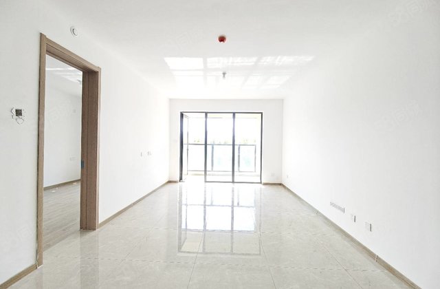 急售！  实验 城市玖玺 盛世学府 三叶草户型 双阳台双卫