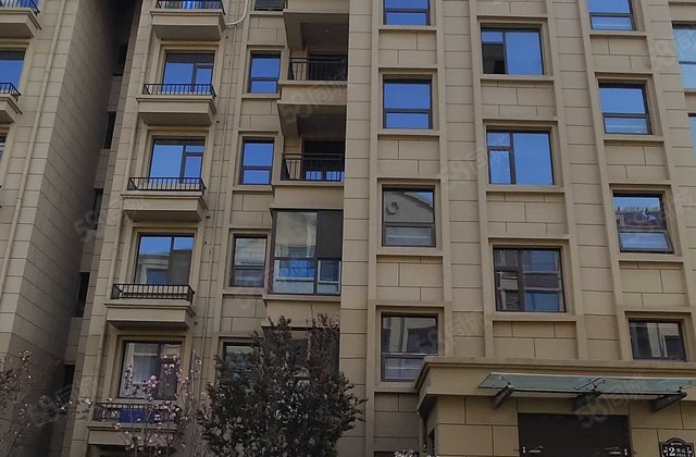 5分21世纪不动产满五年新上城区实验中学朝阳路,近滨河东路安嘉花雨馨