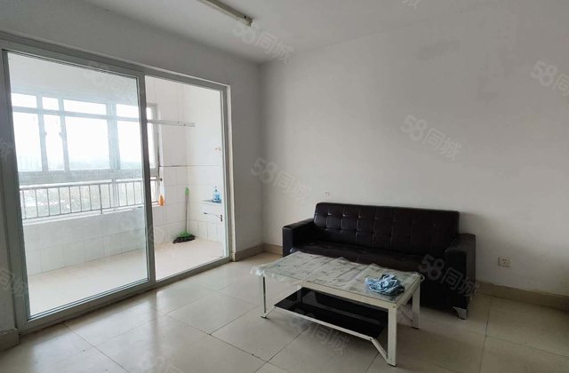 急售！望湖花园小区，带储藏室免大税， 前排