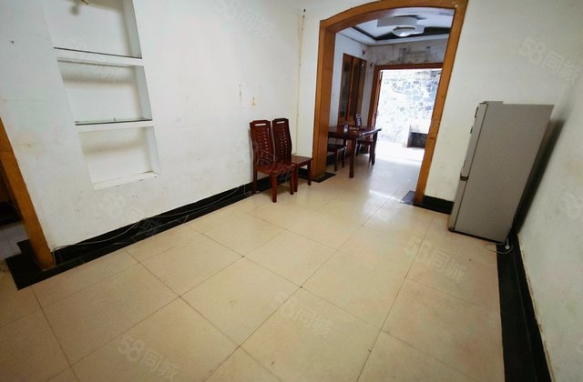 半边桥南街35号院3室1厅81.07㎡192万二手房图片