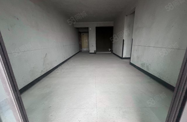 利安星光里4室2厅104㎡45万二手房图片