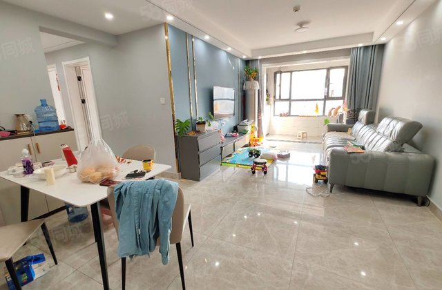 精装现房！可观徒骇河！送车位！送储！客厅朝阳！明卫！好楼层！