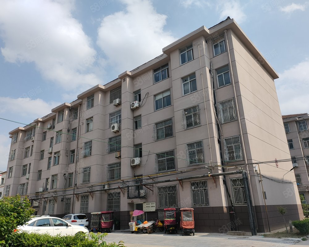 梁园区财政局家属院