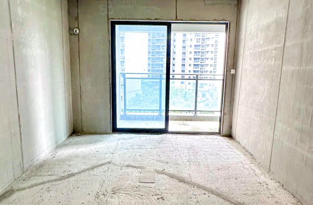 融创滨江粤府3室2厅94.9㎡56万二手房图片