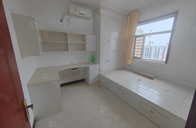 高新区文轩东校！小高层电梯房三室！西边户！华建壹街区带储！